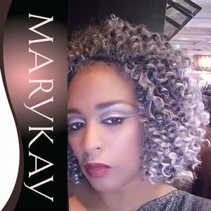 Meet your Posher, Rolanda